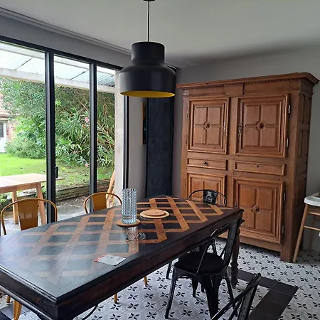 Clos St Vaast Pres Et Port 생 바스트 라 우게