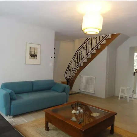 Clos St Vaast Pres Et Port