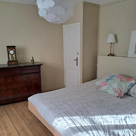 Clos St Vaast Pres Et Port Saint-Vaast-la-Hougue