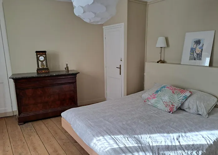 Clos St Vaast Près Et Port Saint-Vaast-la-Hougue